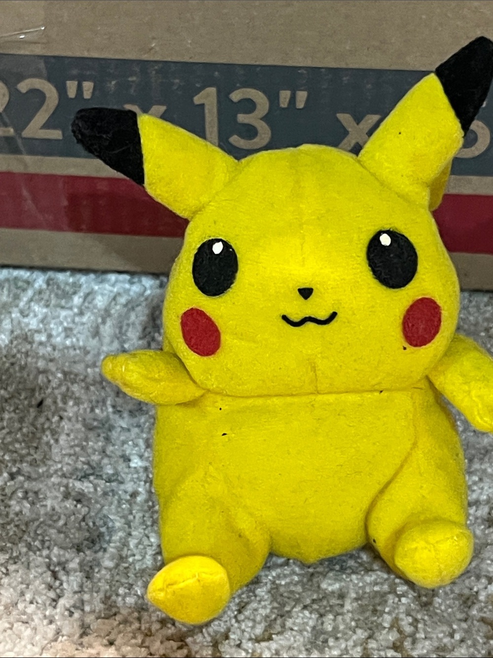 1998 original Pokemon pikachu bean mini plush z23